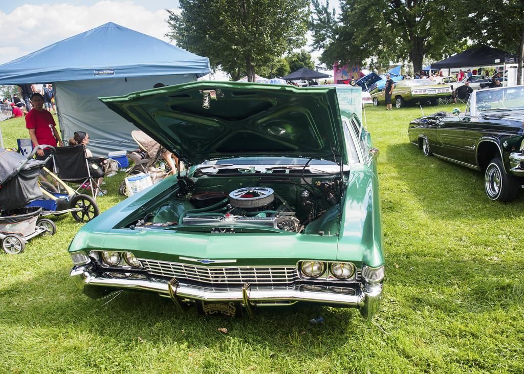 8EME BBQ ANNUEL DU CLUB DE LOWRIDER LUXURIOUS MONTREAL - Page 2 Luxurious-car-club-lowrider-bbq-pics-gallery-canada-montreal-1CAW92W88