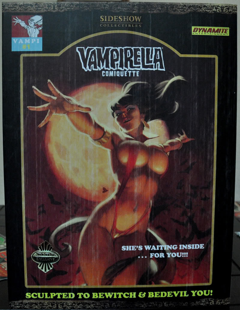 [Sideshow] Vampirella Comiquette - Polystone Statue - Destruidora de casamentos/namoros lançada! - Página 2 Vampirella_01