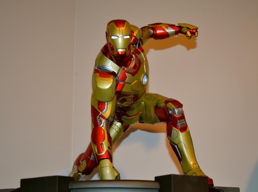 IRON STUDIOS: IRON MAN 3 MARK XLII LEGACY REPLICA  1/4 SCALE DSC_0168-1