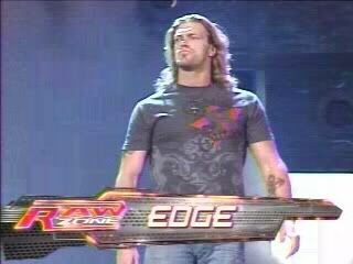 Erika appel Edge  (sans intervention sauf  Triple H) 4
