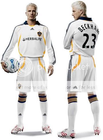   (   ) LAGalaxyshirtBecks