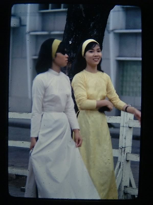 [I ♥ Sài Gòn] Một chút về thời trang Sài Gòn xưa ^^ Saigon67-09b