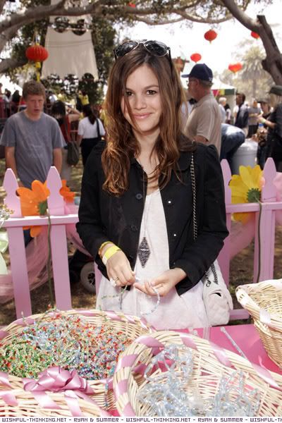 Rachel Bilson (Summer Roberts) - Page 4 004