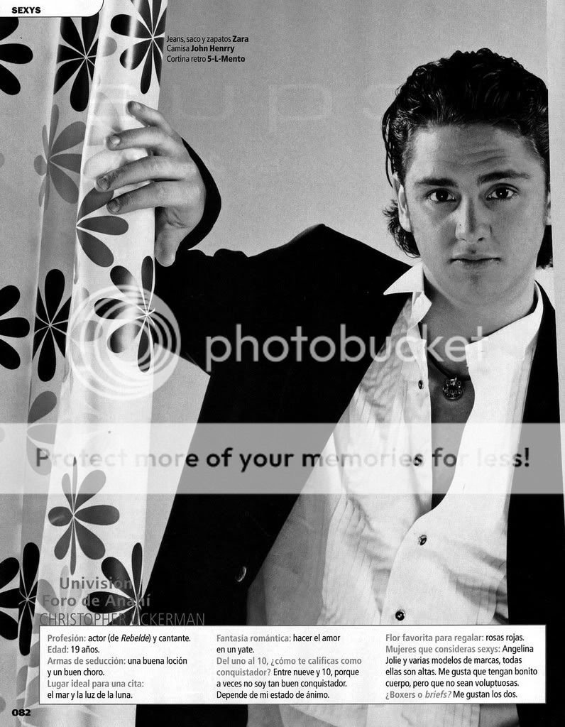 Christopher Uckermann[1] - Page 9 Chris1wg2hs4pz