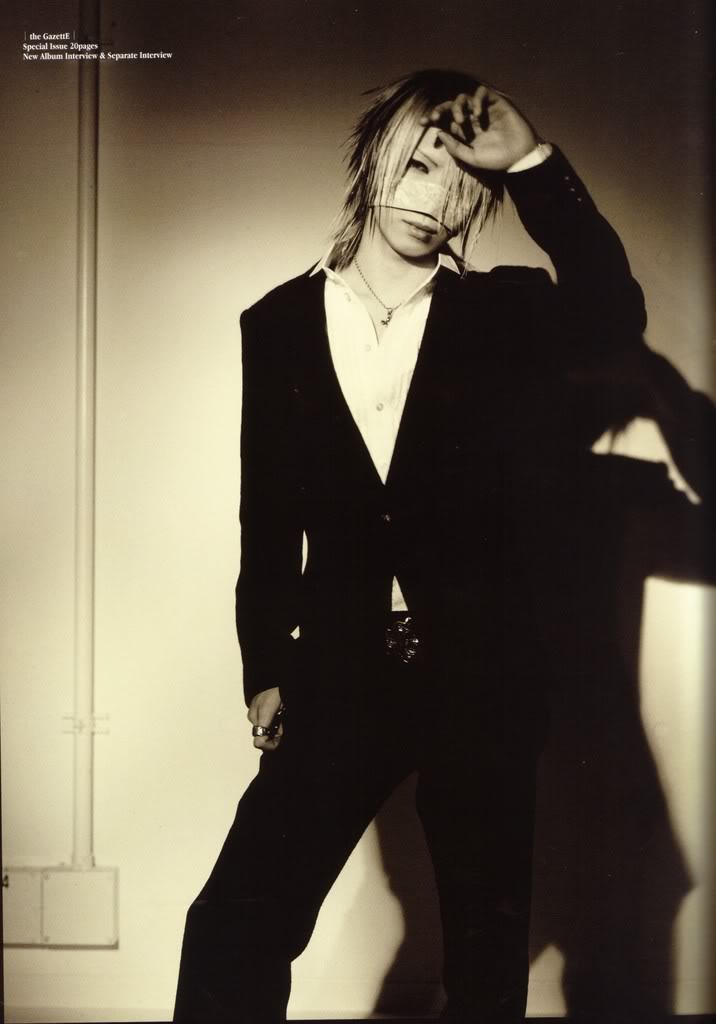 GazettE (Visual kei) - Pgina 13 Reita_ar