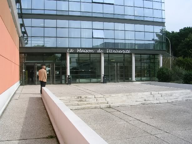 Quelques photos du campus de Mont-Saint-Aignan et de l'Université de Rouen... Mdu1