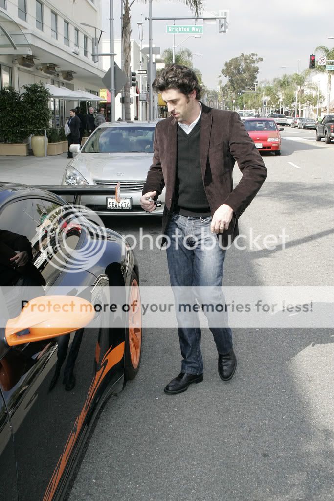 Patrick Dempsey Goes Shopping in Beverly Hills 42465_patrickdemseyscelebutopia_-3