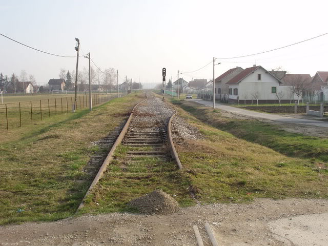 Prva vonja vlaka na pruzi Vinkovci-Osijek P2210120