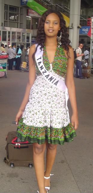 Miss International - TANZANIA Airport6