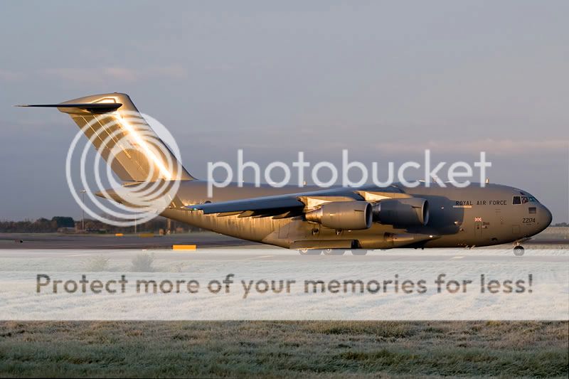 Photo of the Month - December 2008 - Page 2 Brize_251008_ZZ74_800