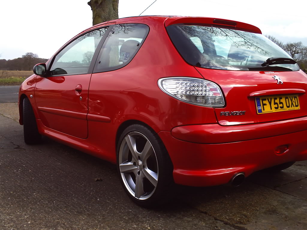 How to tint your rear lights Pug081