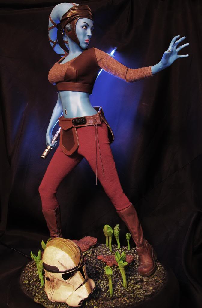 [Sideshow] Star Wars: Aayla Secura Premium Format - Lançado - Página 2 Secura12_zpse9346440