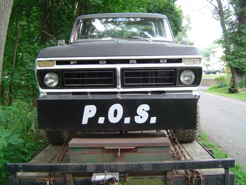 Pictures of pull trucks POS004-1