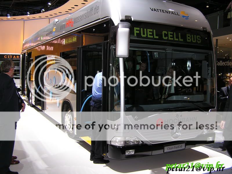 IAA Hannover 08` MBFuelCellP9300895_resize