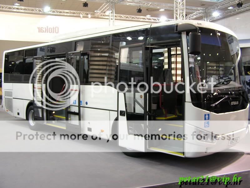 IAA Hannover 08` OtokarVectioP9300800_resize