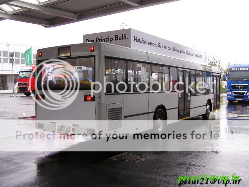 IAA Hannover 08` ShutlebusP9290589_resize