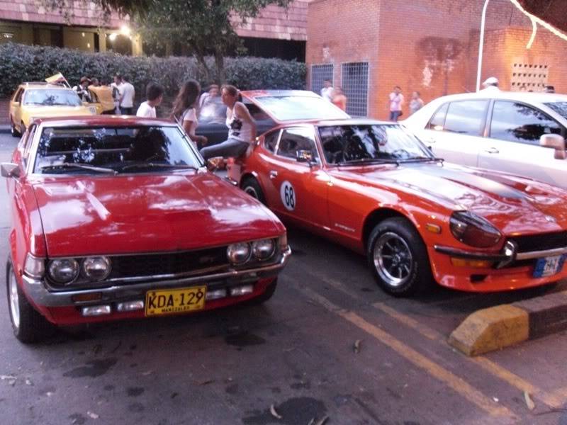 Desfile de Autos Clasicos y Antiguos 2010 SDC10773_1