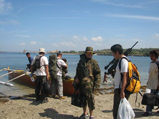 "Gabut Island" Currimao gamesite 2/15/09 Pinas2009258-1