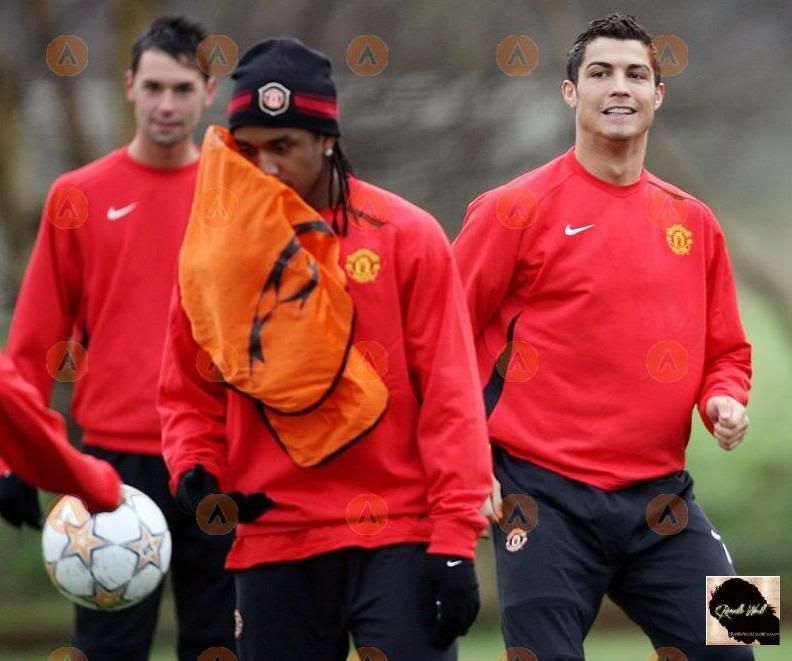 Entrenamiento del Manchester United 26/11/2007 Mtreino11