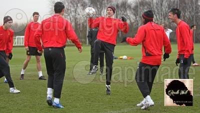 Entrenamiento del Manchester United 26/11/2007 Mtreino30