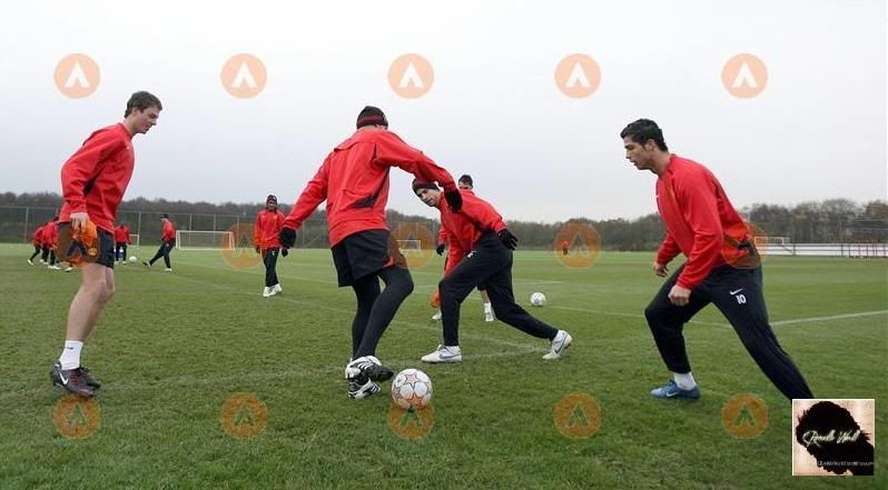 Entrenamiento del Manchester United 26/11/2007 Mtreino8