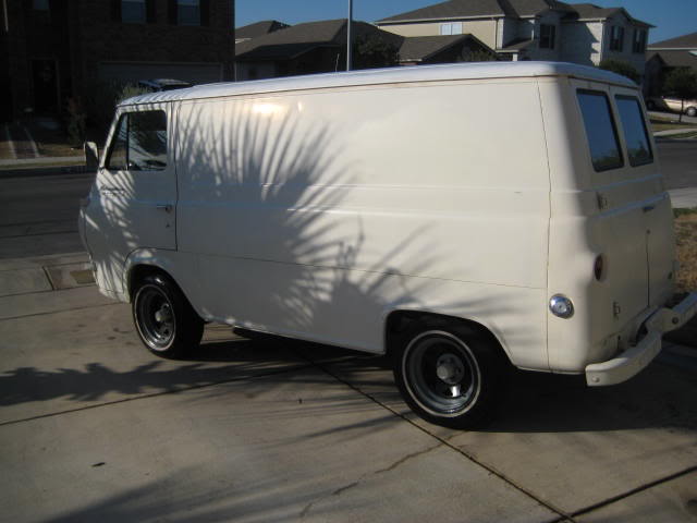 Bought a 1964 Econoline today! - Page 4 Clean003