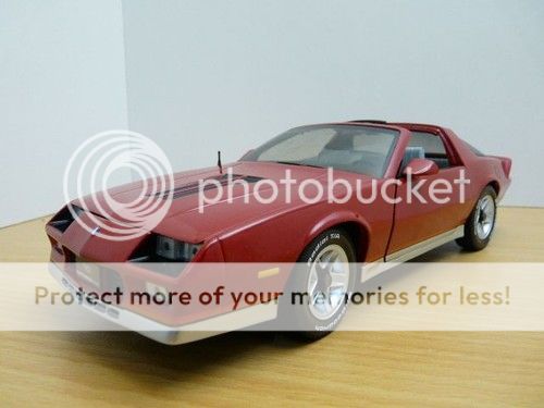 Mes miniatures Mustang Camaro1982