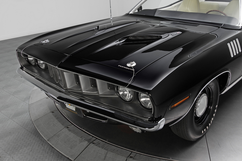 1971 Plymouth Cuda'  1971-Plymouth-Cuda_259828_low_res-Copie-Copie