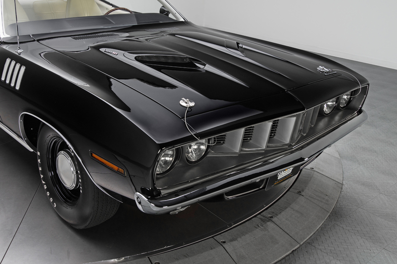 1971 Plymouth Cuda'  1971-Plymouth-Cuda_259831_low_res-Copie-Copie