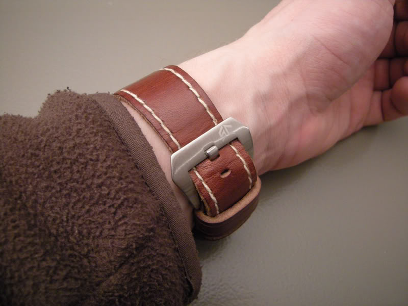  [TUTORIEL] Fabriquez vous-même votre bracelet en cuir - Page 3 414newstrap02-1