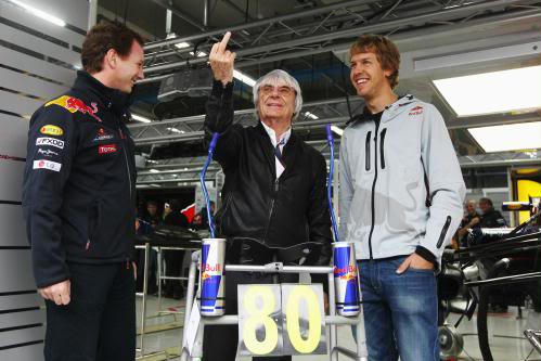 Pretemporada F1 - 2013 8042456presente_red_bull_bernie_ecclestone_grande_premio_333_499