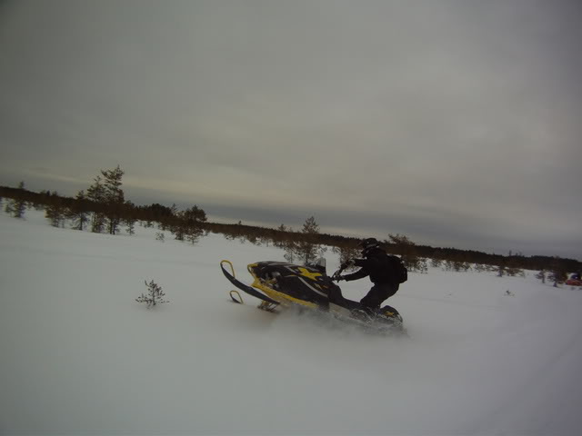 B: Stora snöskotertråden 2010-2011 (lägg upp era åk här) - Sida 15 Henke