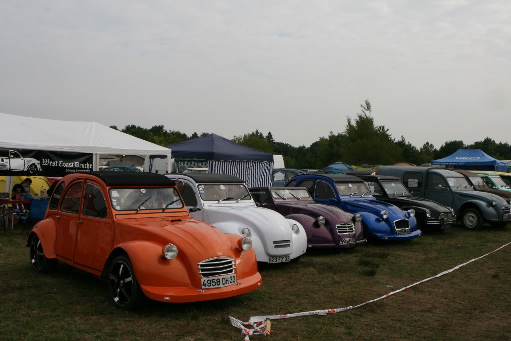 2CV Worldmeeting 2011 Salbris, France IMG_4072