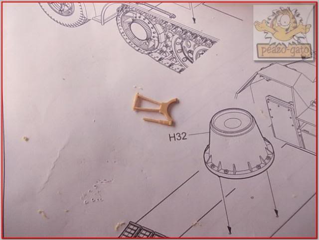 German 8.8cm FlaK 18 Selbstfahrlafette  (terminado 11-10-13) 99ordmsemi-oruga88mmpeazo-gato