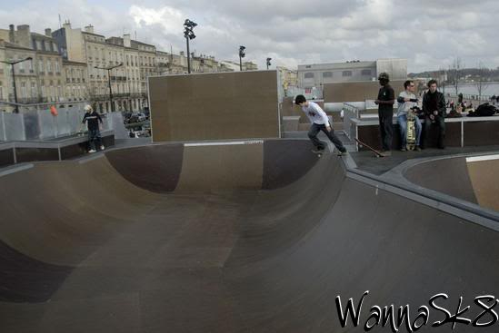 Bordeaux 11 marzo al 20 marzo 2011 20070223175227-WannaSk8-world_skate_spot_atlas-Bordeaux_Skate_Park-_NAS3644