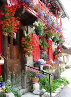 VISECI VRTOVI Balcony-and-window-garden