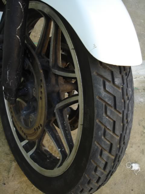 VENDO OU TROCO CBX750 TEL 21 7848-8361 5500,00REAIS DSC08192