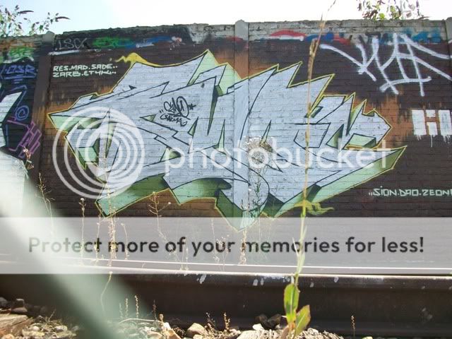 GRAFFITI / STREET ART - Page 12 100_0439