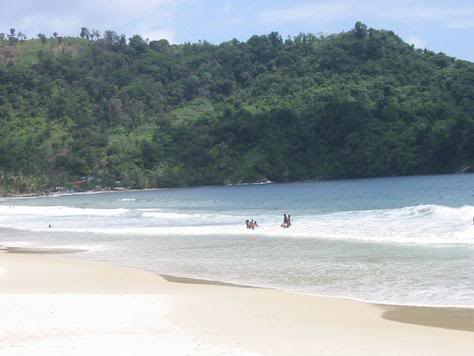 Pics of places in your Country Maracas_beach2_prefRes