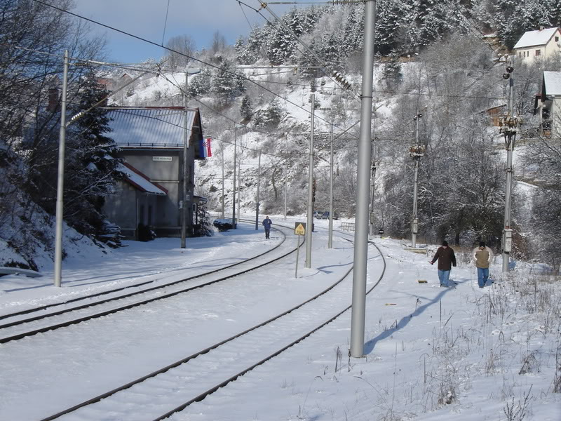 Sedmorica velianstvenih na zimskoj idili DSC01619