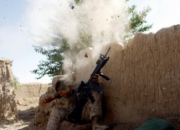 على خط النار فى افغانستان Nl3