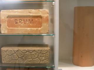 Are these Crum Bricks? Maryanne006