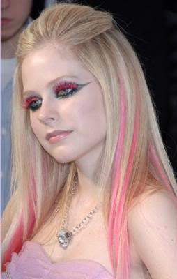 AvriL Lavigne Fan CLub 828201651_small