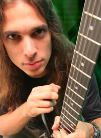 Hot! man: Kiko Loureiro Kiko_loureiro