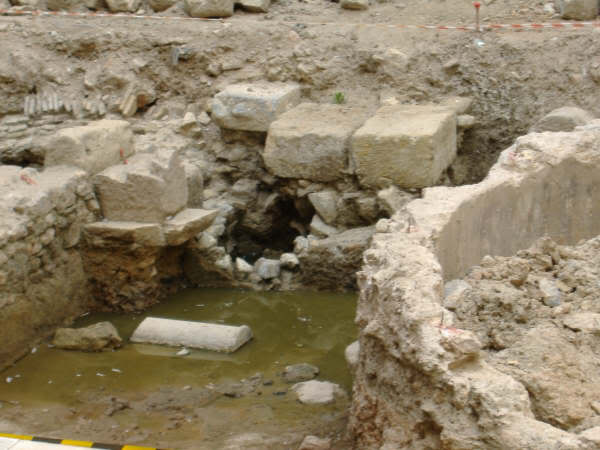 Otros yacimientos Arqueológicos en Cartagena HallazgosantiguaFarmaciaCMayorf5