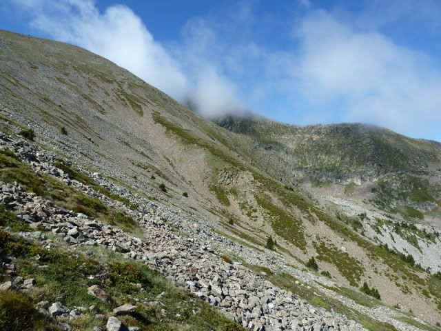 CANIGÓ, 2774m (Cuando se juntan dos mitos) P1020382_resize