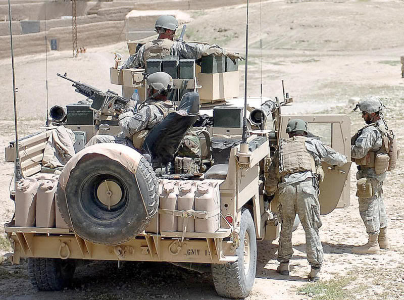 VS-17/GVX Signal panel in use in OIF/OEF Hilltop