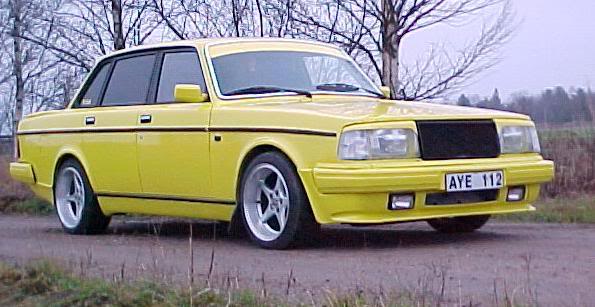 berre snn att alle veit ka som er den beste bilen(VOLVO) 240gal045