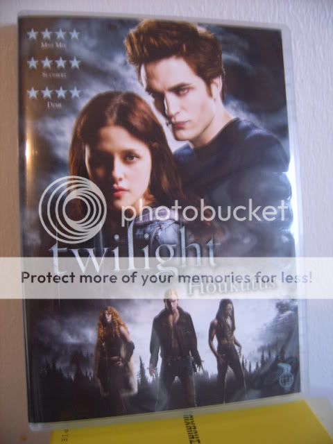 Also Twilight posters in your room? Show them! ;) - Page 2 SUC54925