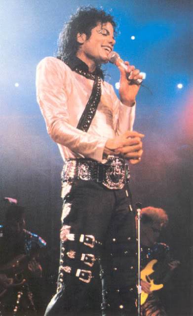 Pictures of MJ - Page 5 Badtour199